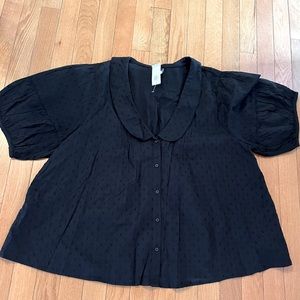 BNWT Black Old Navy textured boho top with Peter Pan collar